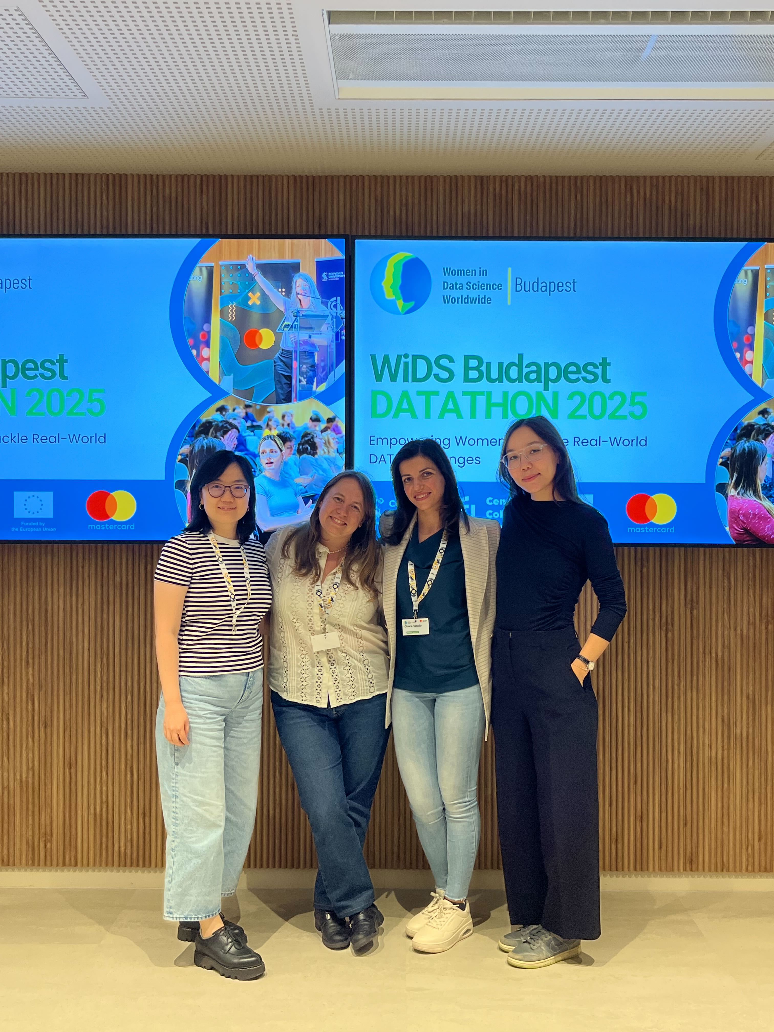 Foto de cierre de WiDS Budapest Datathon