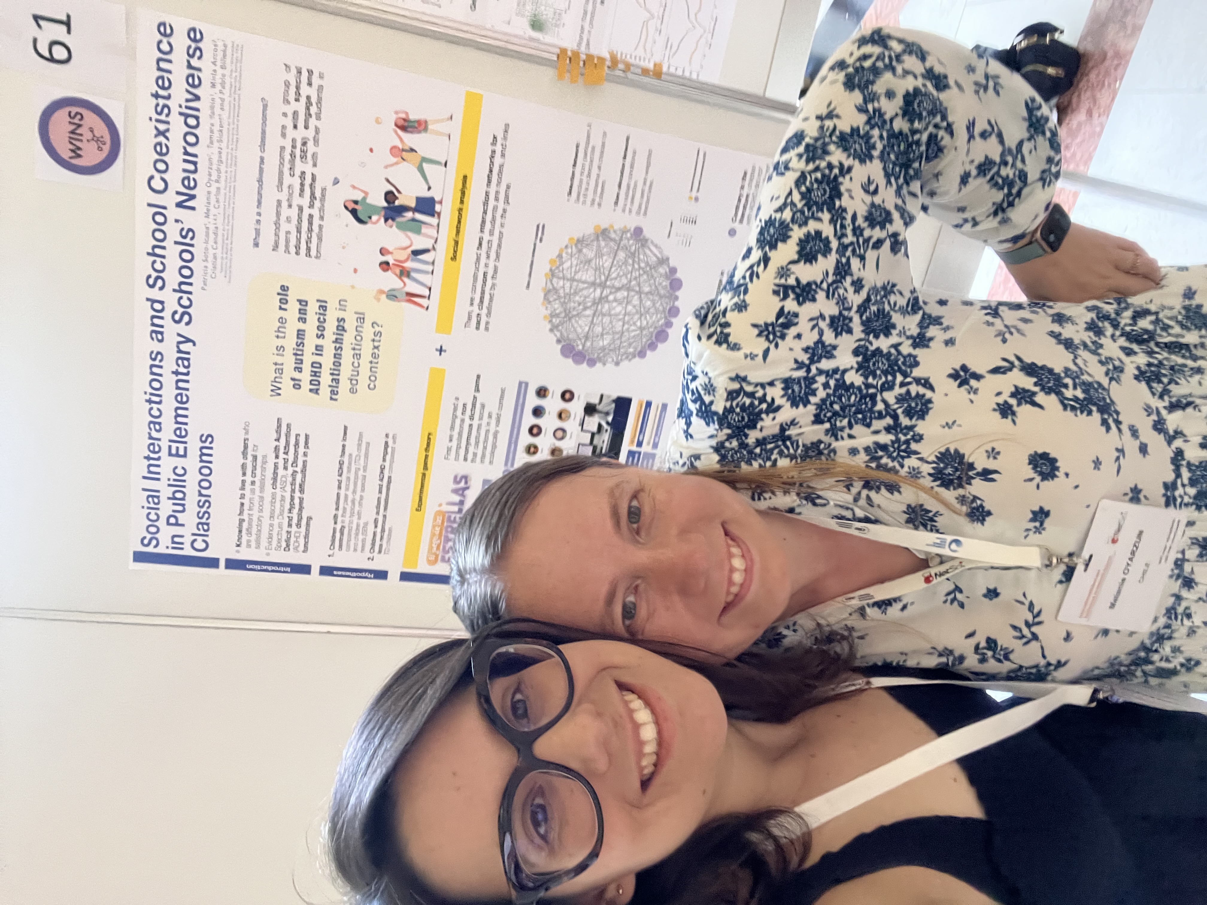 Melanie Oyarzun with collaborator and friend Mariana Macedo at NetSci 2023
